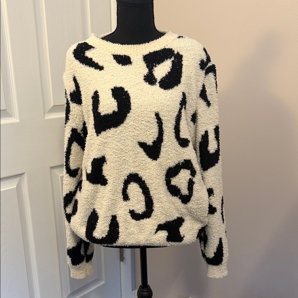 Leopard Print Crew Neck Sweater